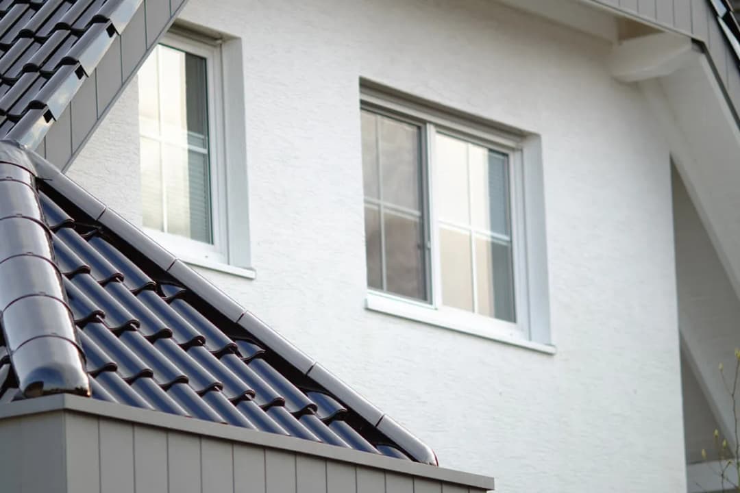 Okna 2 czy 3 szybowe - co wybrać, aby zaoszczędzić na ogrzewaniu?