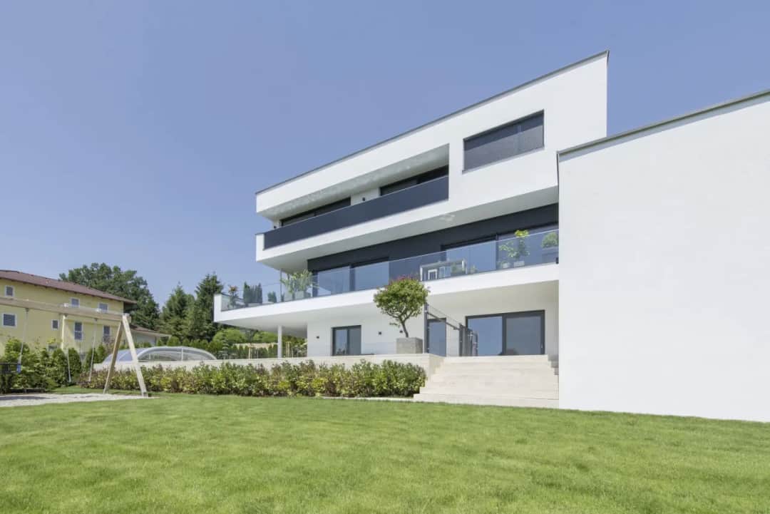 Jakiej firmy okna wybrać do domu by uniknąć błędów?