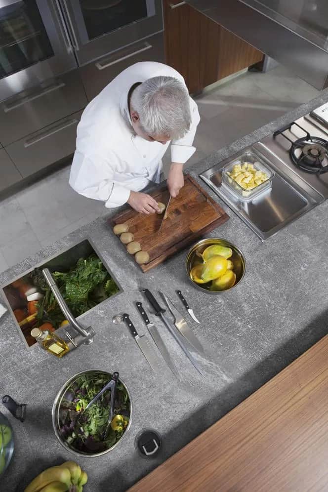 Z czego zrobić blat kuchenny? 7 materiałów - wady i zalety