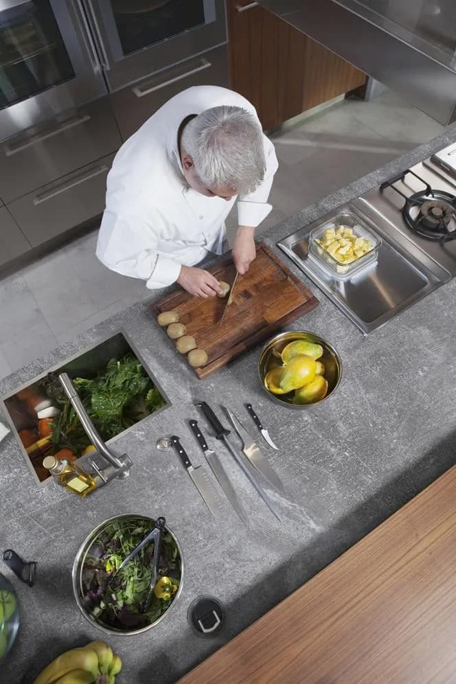 Z czego zrobić blat kuchenny? 7 materiałów - wady i zalety