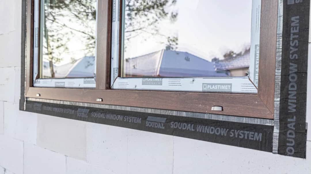 Ciepły montaż okien: proces, korzyści i efektywność energetyczna