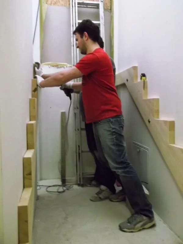 Jak samemu zrobić schody: Kompletny poradnik dla majsterkowiczów