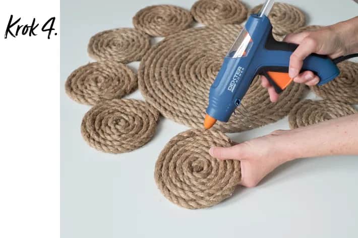 Jak zrobić dywanik do łazienki: 5 prostych metod DIY krok po kroku